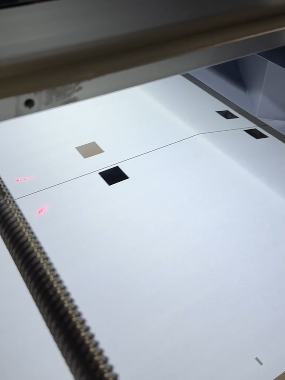 Square laser Square laser window opening process window process