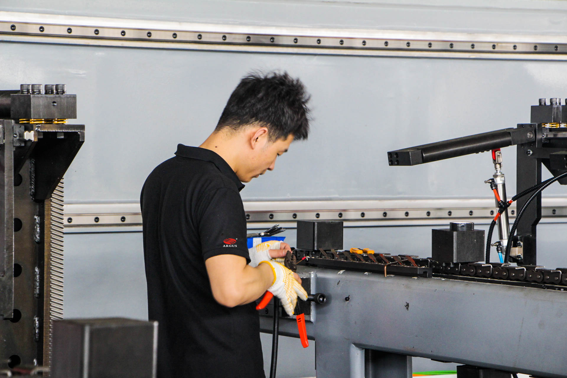 ARGUS LASER Metal Laser cutter Quality Inspection Team
